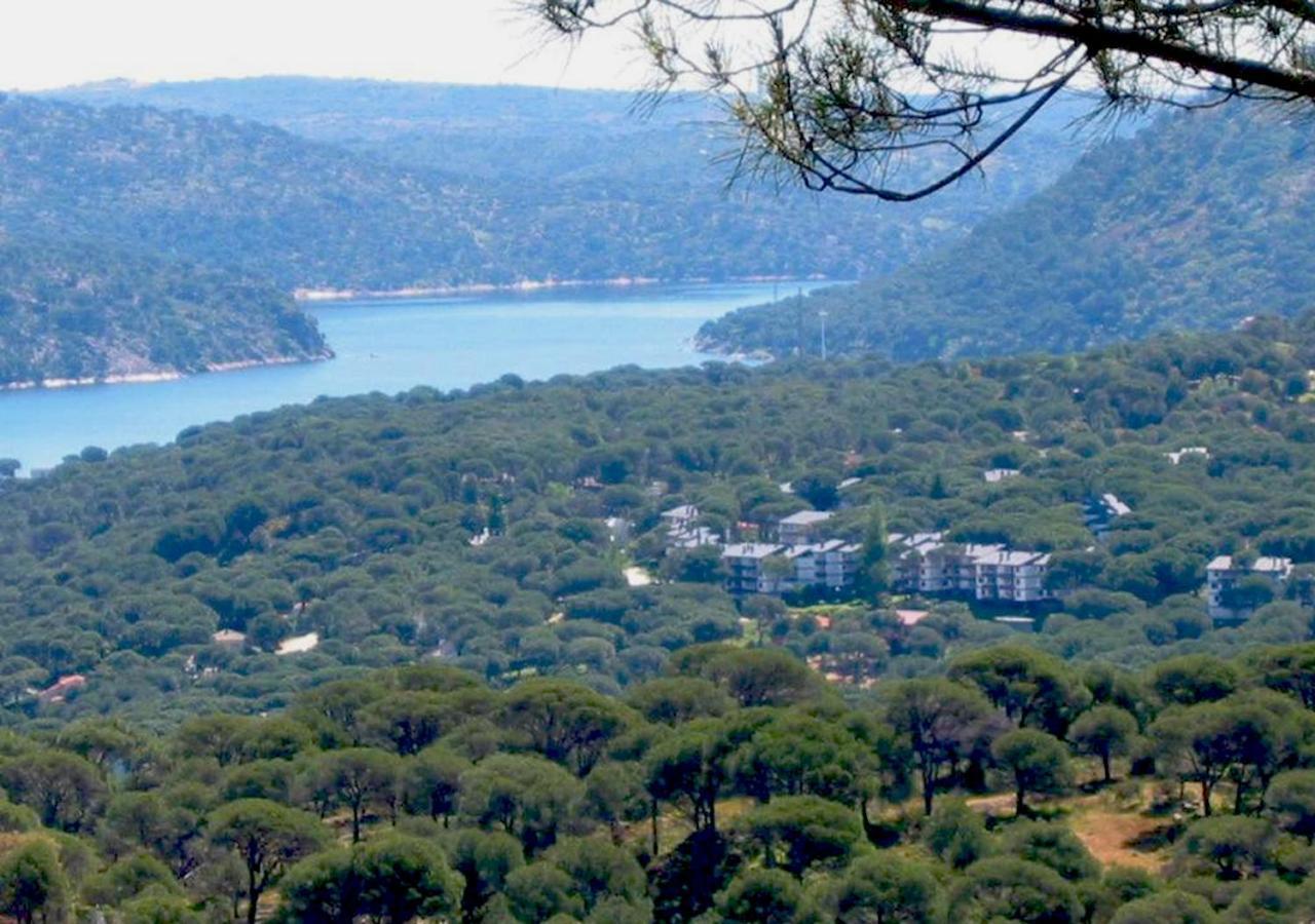 San Martín de ValdeiglesiasPlaya De Madridアパートメント エクステリア 写真